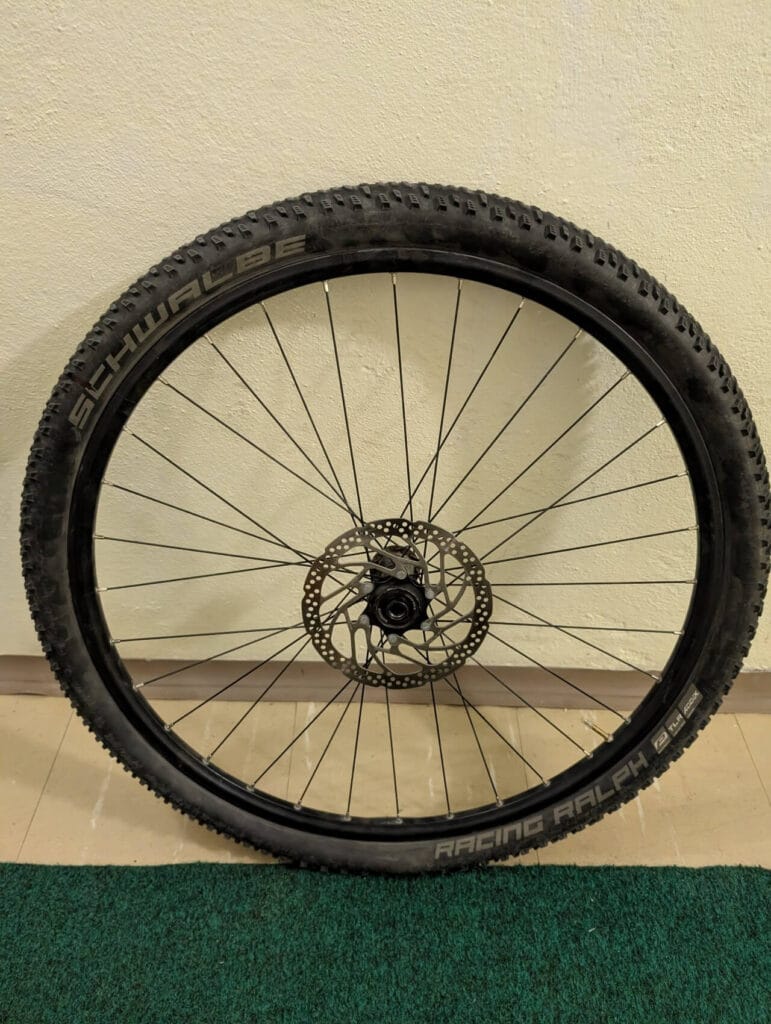 Jak wymienić dętkę w rowerze