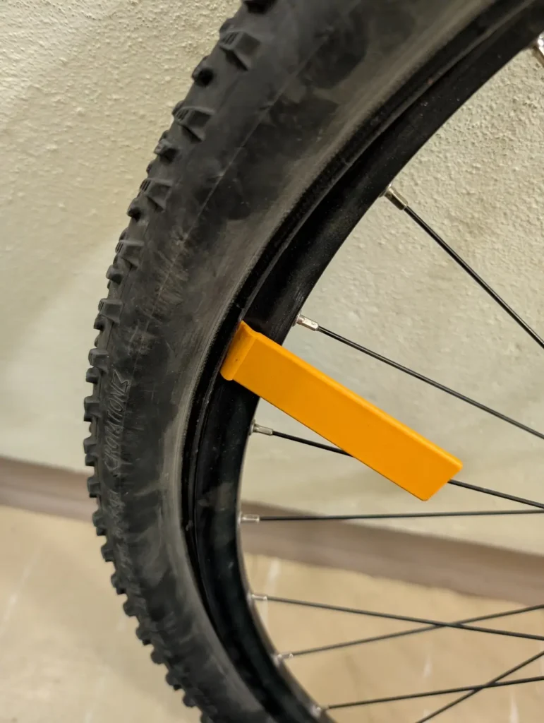 Jak wymienić dętkę w rowerze