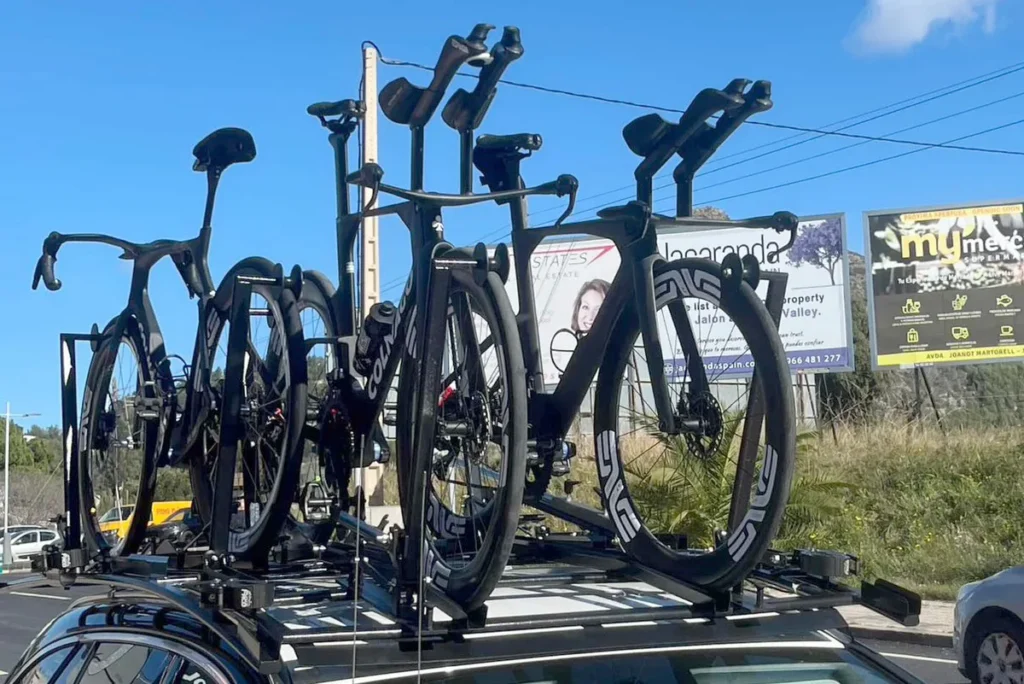 Tadej Pogačar nowy rower czasowy Colnago