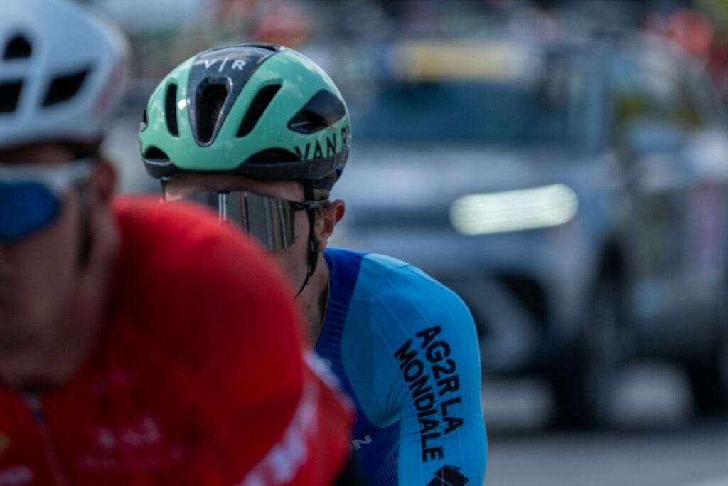 Co to jest MIPS? - Dlaczego warto wybrać kask z MIPS?