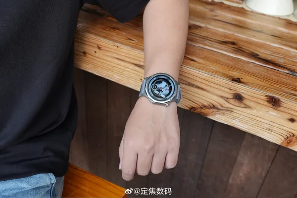 Oppo Watch X3 oficjalnie potwierdzony. Premiera już w marcu 2 Oppo Watch X3