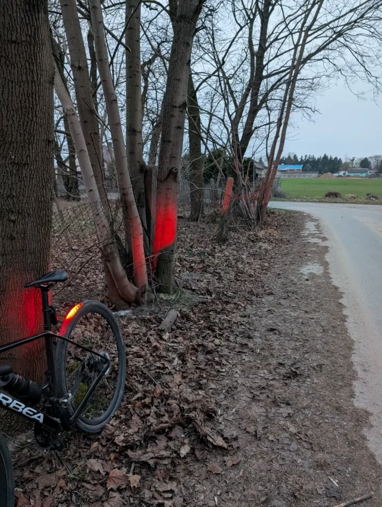 Długa przerwa, wielkie nadzieje – Recenzja Garmin Varia RearVue 820 10 Garmin Varia RearVue 820