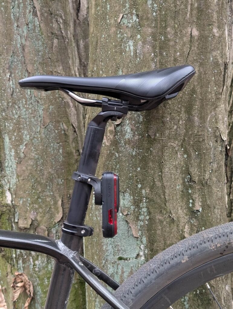 Długa przerwa, wielkie nadzieje – Recenzja Garmin Varia RearVue 820 4 Garmin Varia RearVue 820