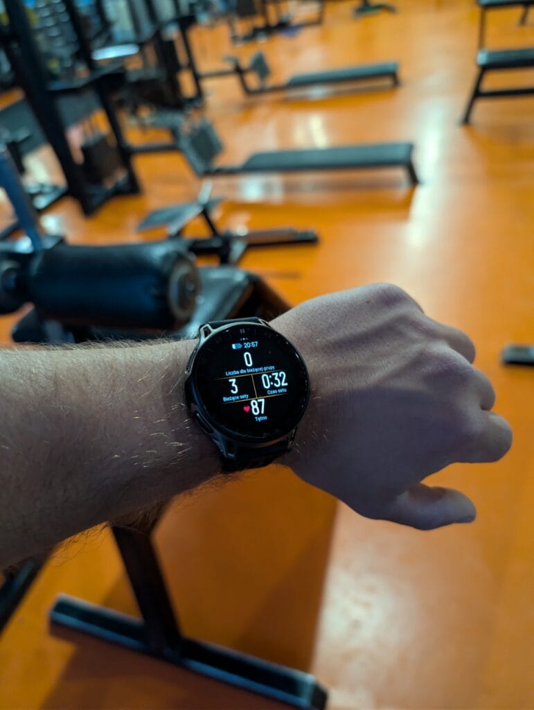 Recenzja Amazfit Cheetah 2 Pro - czy to idealny zegarek dla biegaczy? 13 Amazfit Cheetah 2 Pro 8